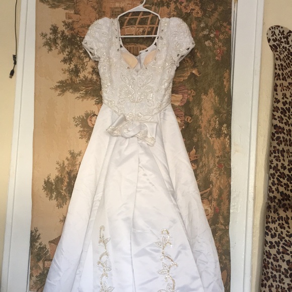 Eden bridals handmade beads very elegant38 beast , 32 waist , 77 inches long - Picture 7 of 14